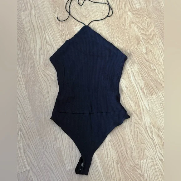 NWOT VICI Elegant Black Halter Bodysuit - Picture 3 of 5
